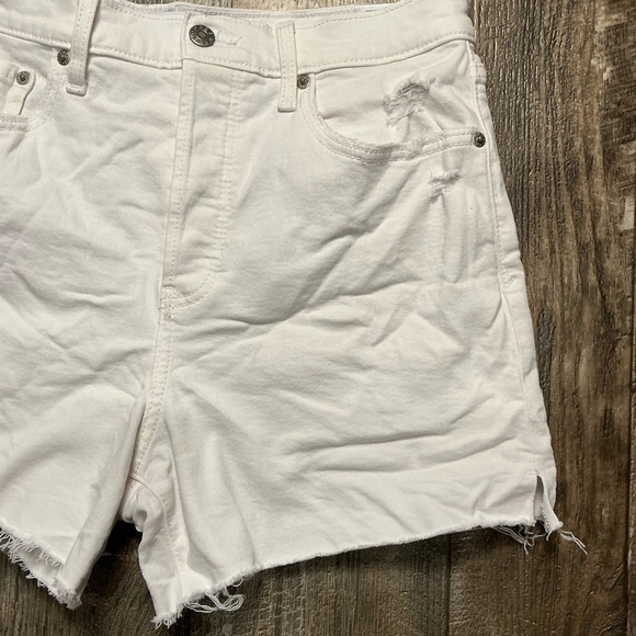Daze White Denim Women Shorts Size 29 - Picture 2 of 11